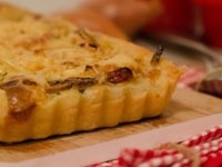 Tarte aux oignons rouges