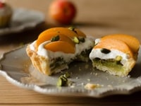 Tartelettes aux abricots & frangipane de pistaches