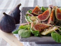 Salade au comté, figues et jambon & vinaigrette au miel