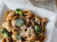 Orechiette au brocoli & à la saucisse italienne