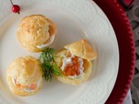Gougères au saumon & chantilly à l'aneth