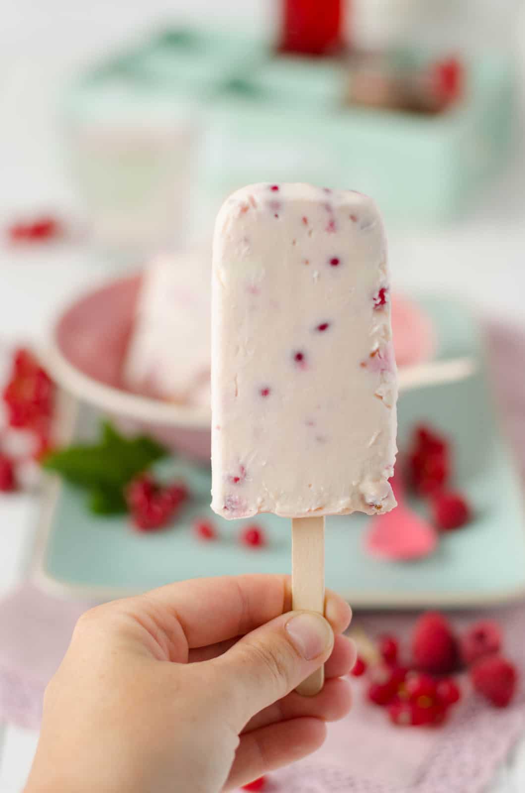 Bâtonnets glacés vanille-groseilles