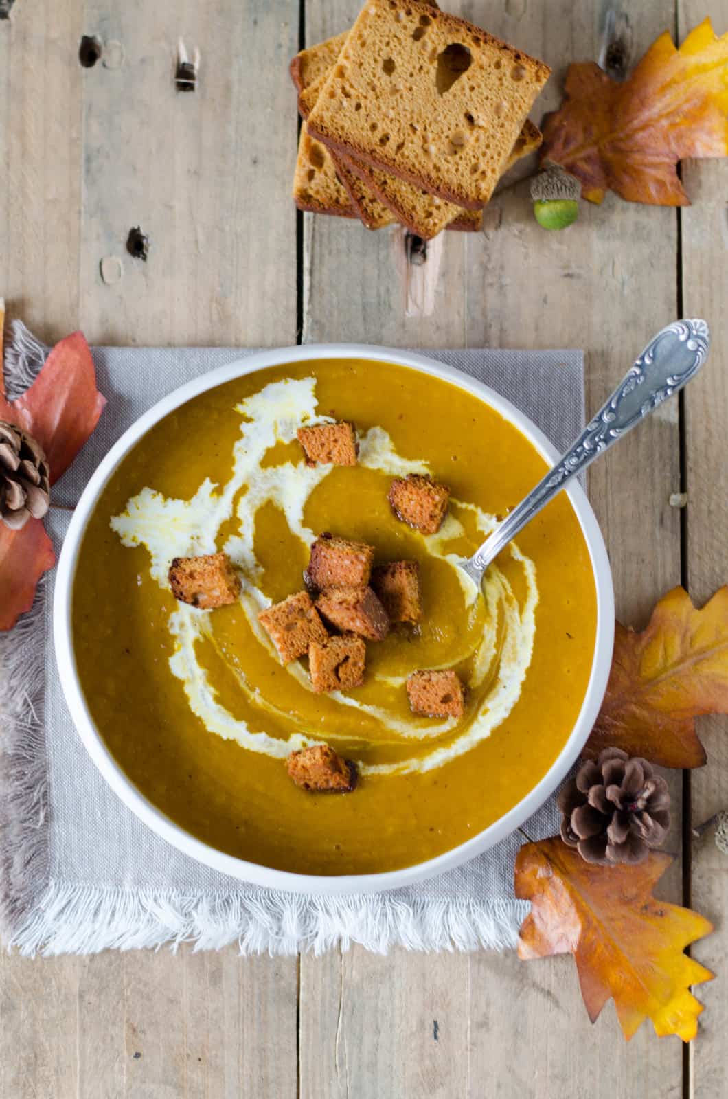 Velouté de potimarron & croutons de pain d'épices