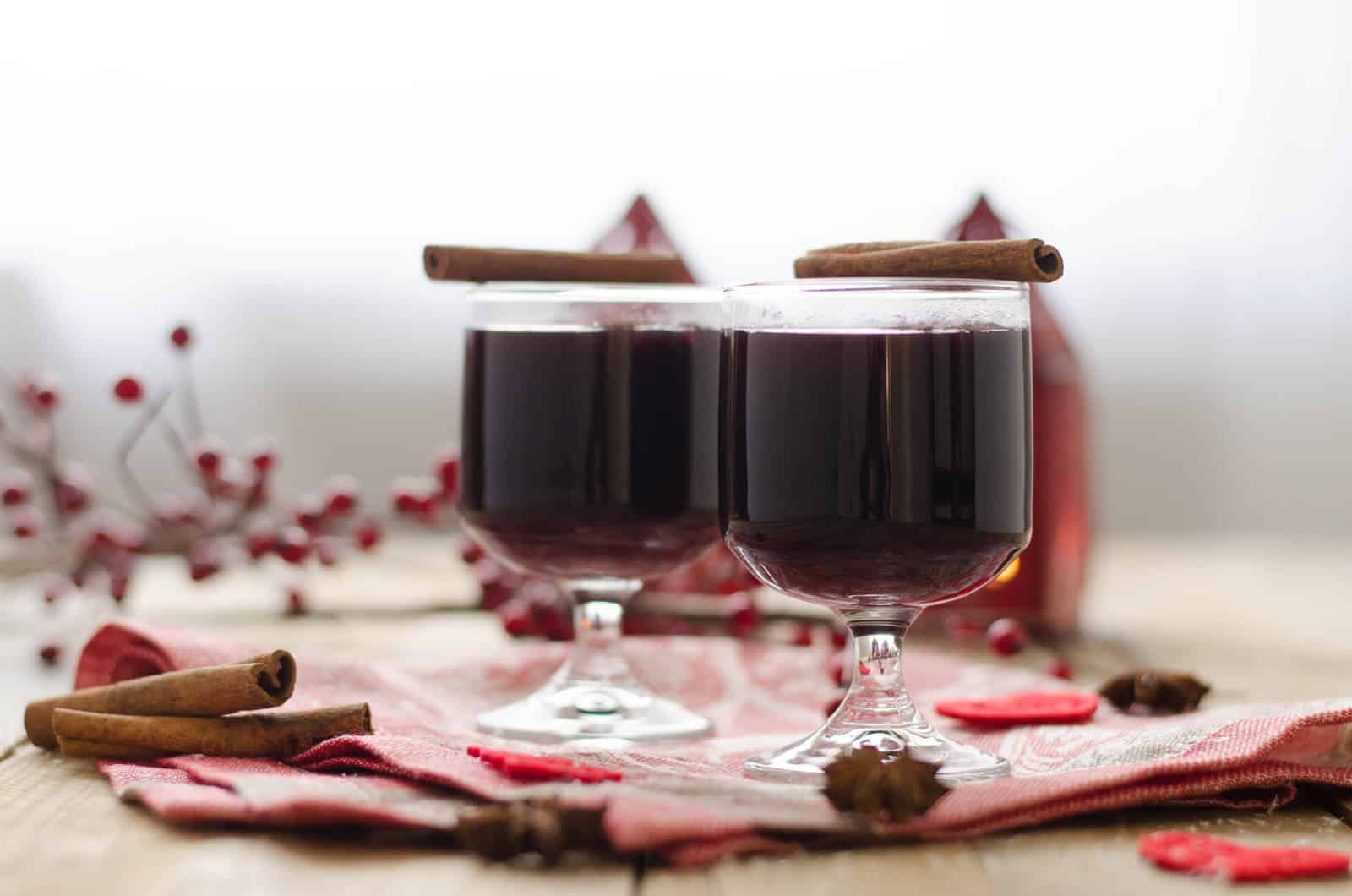 Vin chaud aux agrumes & aux épices de Noel