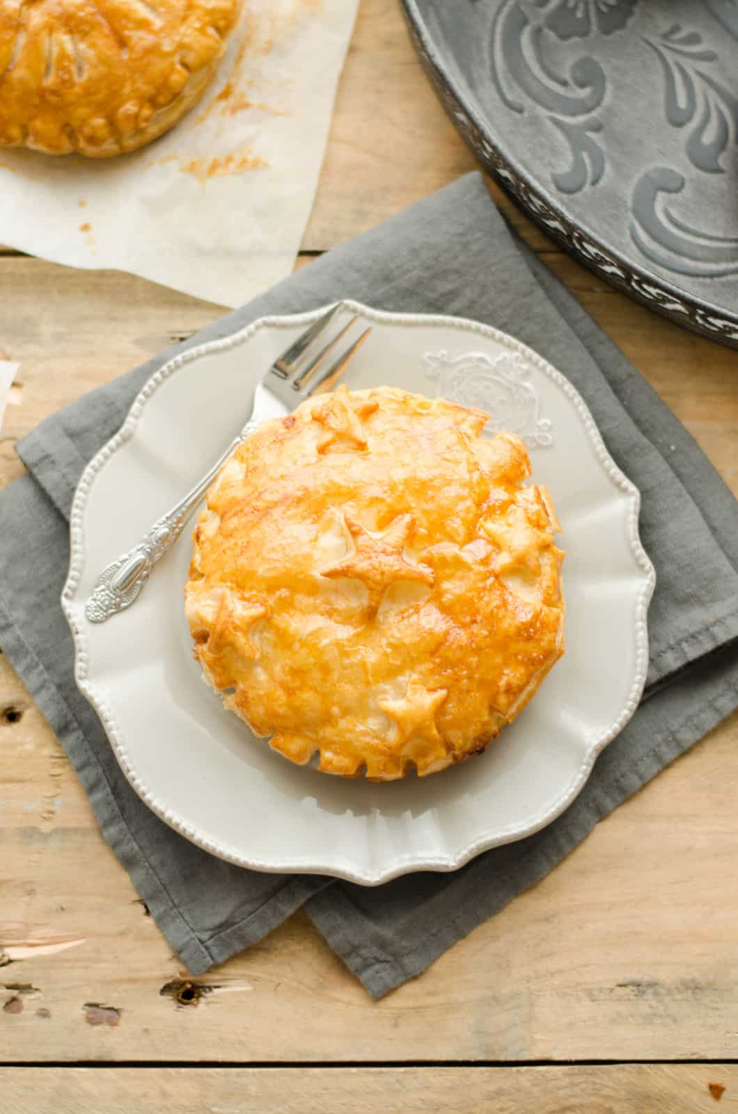 Galette des rois à la frangipane, aux poires & au caramel