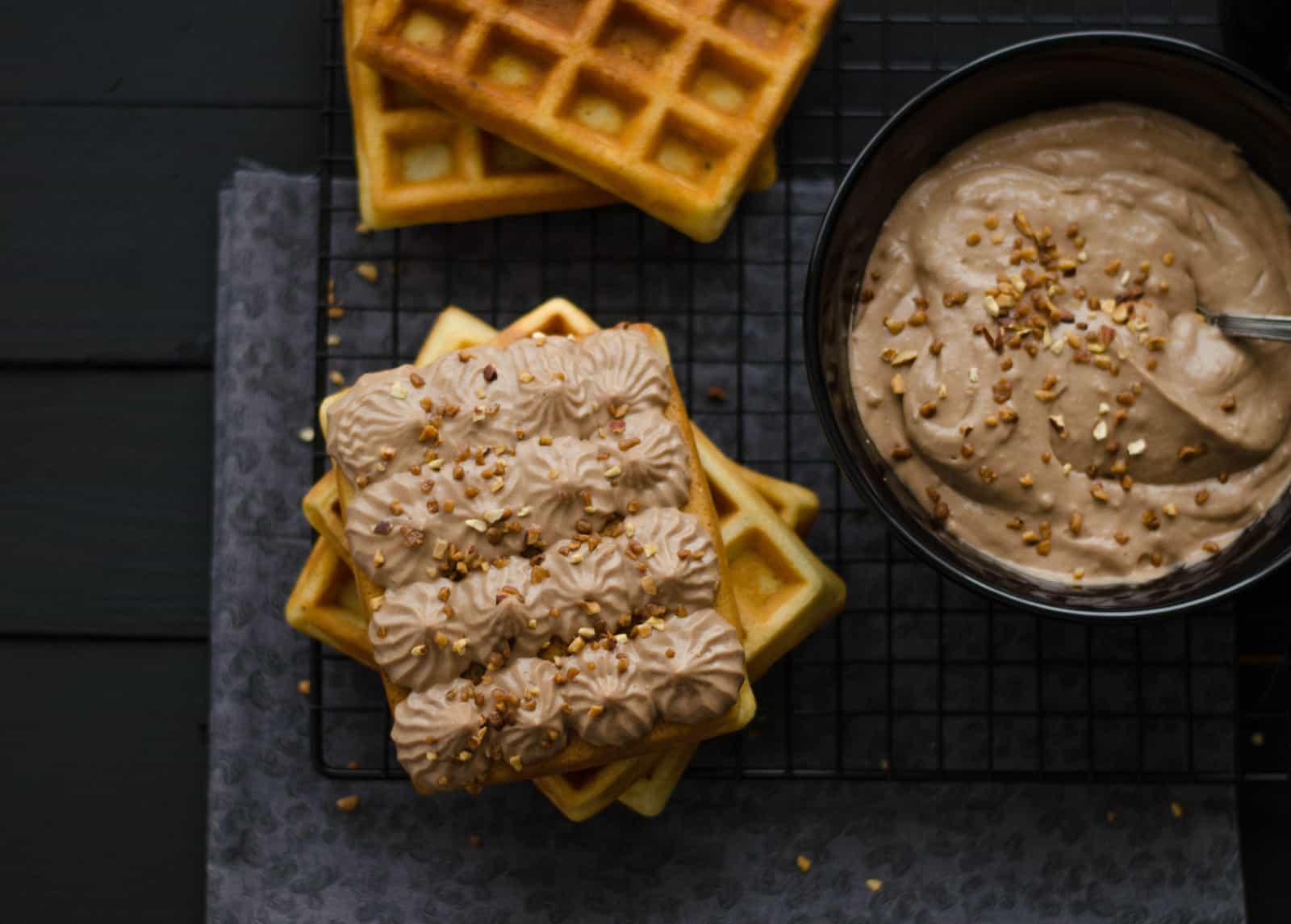 Gaufres & crème choco-noisette {au Nutella}