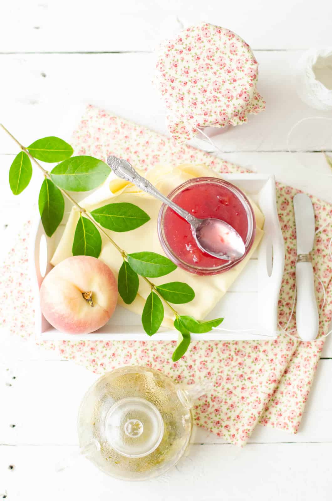 Confiture de pêche à la verveine