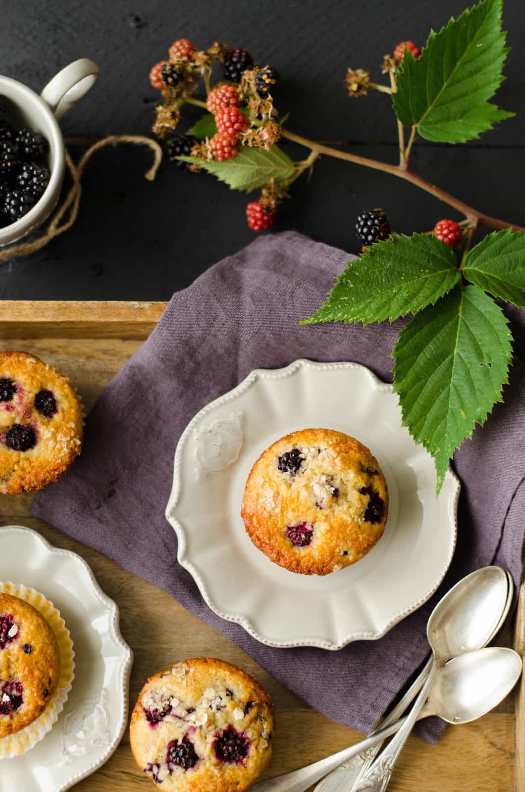Muffins mûre-amande-flocons d'avoine