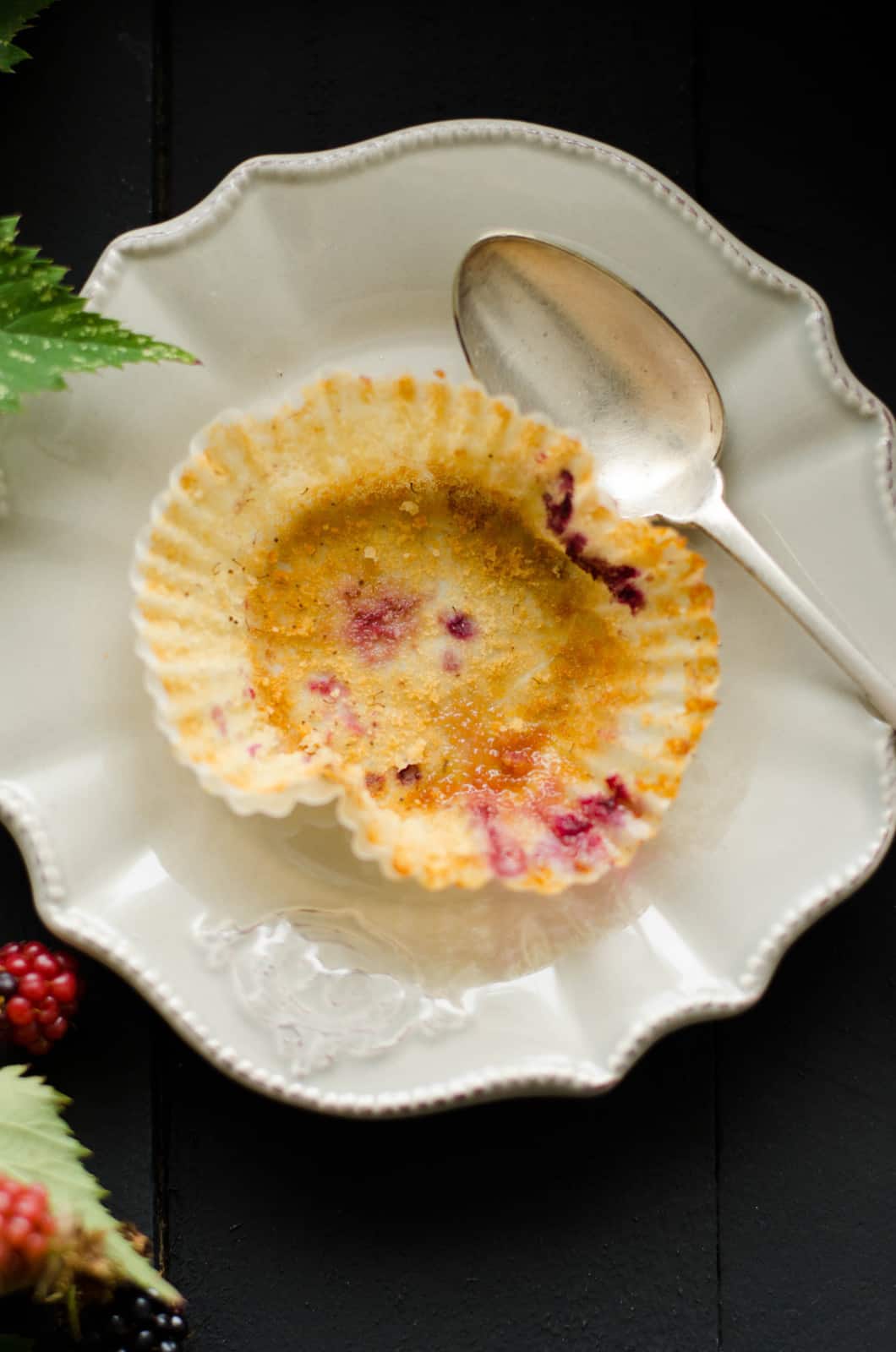 Muffins mûre-amande-flocons d'avoine