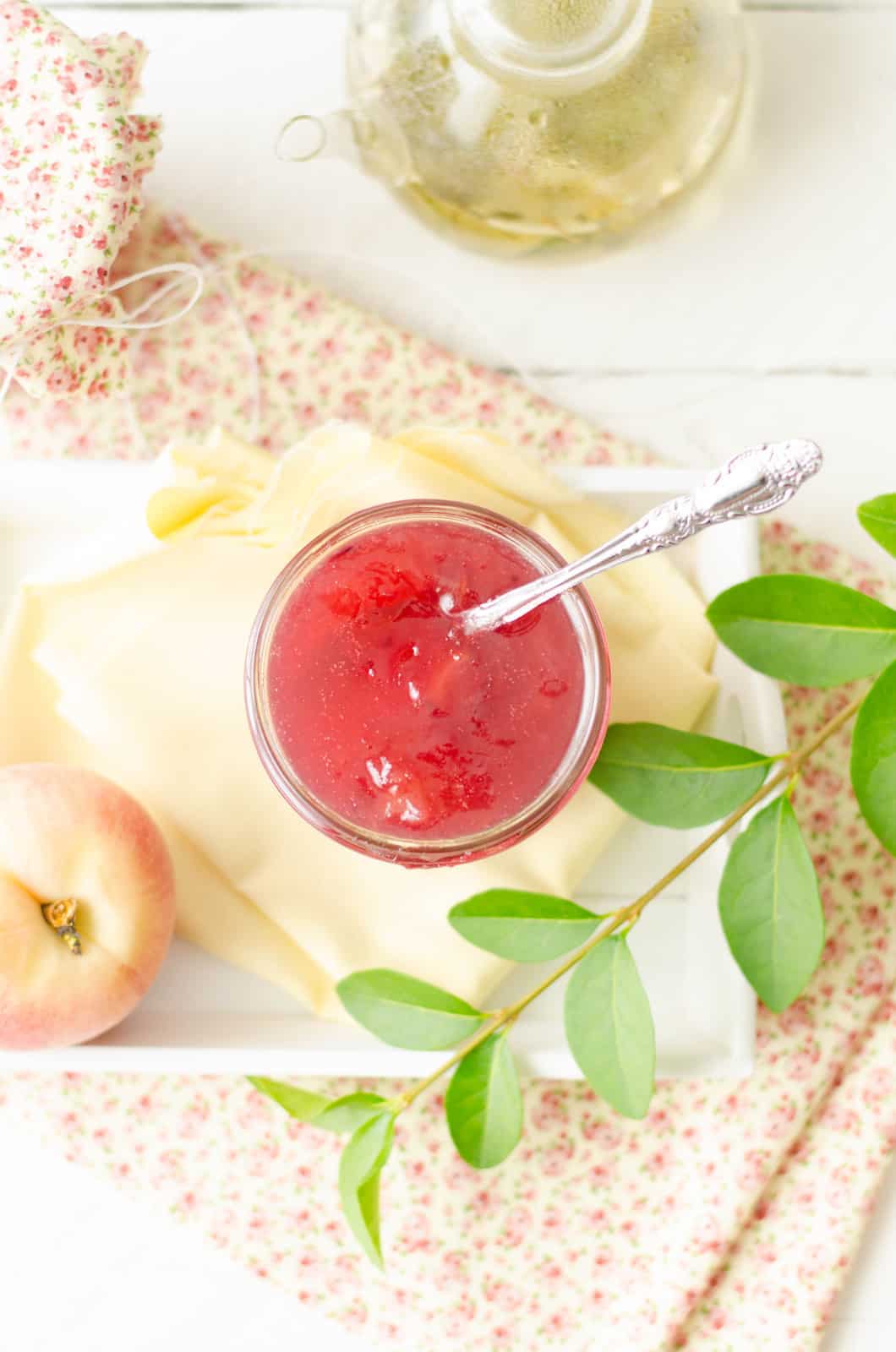 Confiture de pêche à la verveine