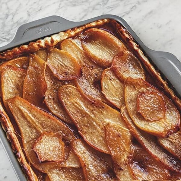 Découvrez notre test du kit de bain All-Clad 5 pièces en acier gris : qualité, durabilité et élégance au rendez-vous dans votre salle de bains.