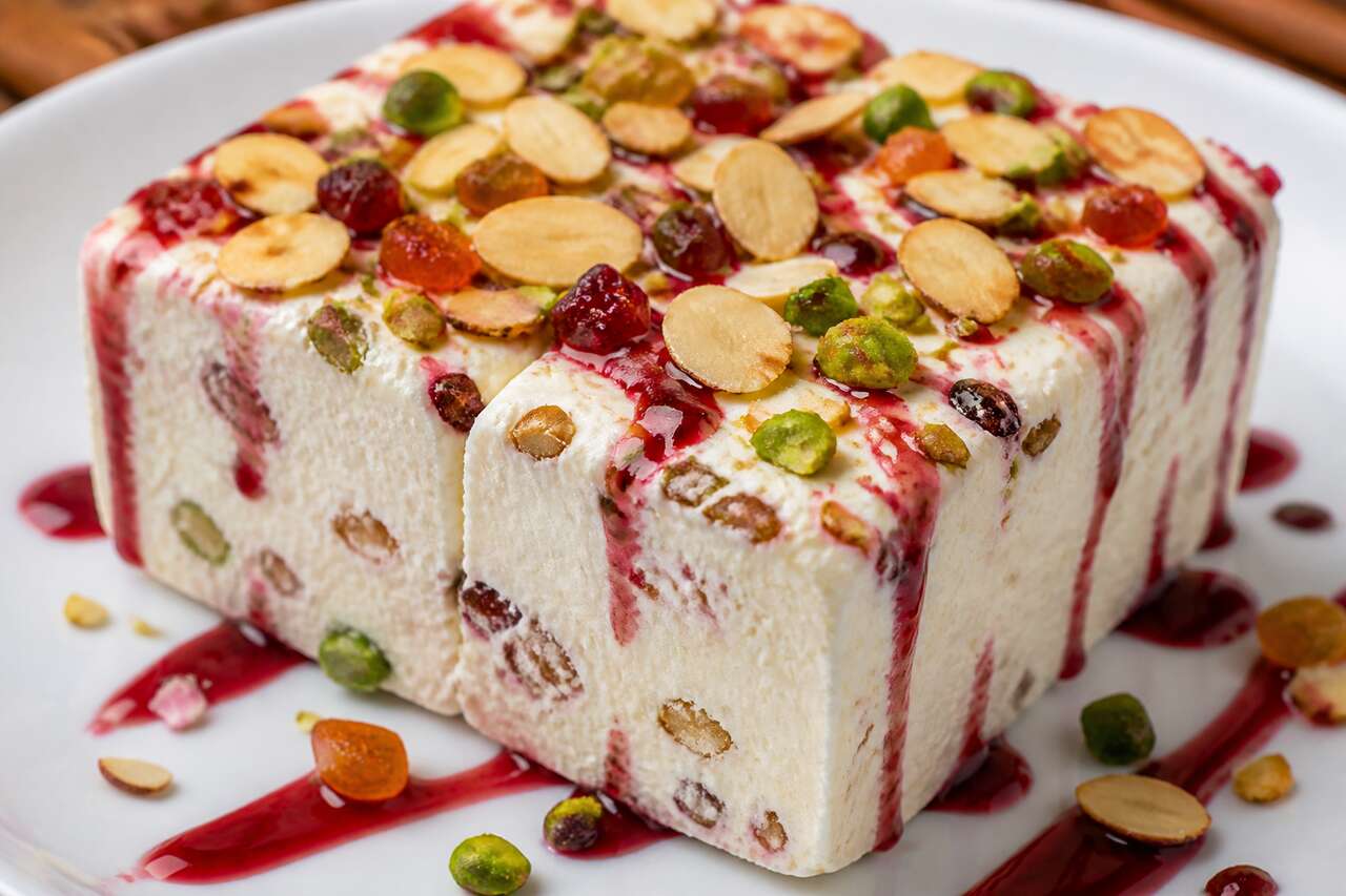 Recette du nougat glacé maison facile et gourmand